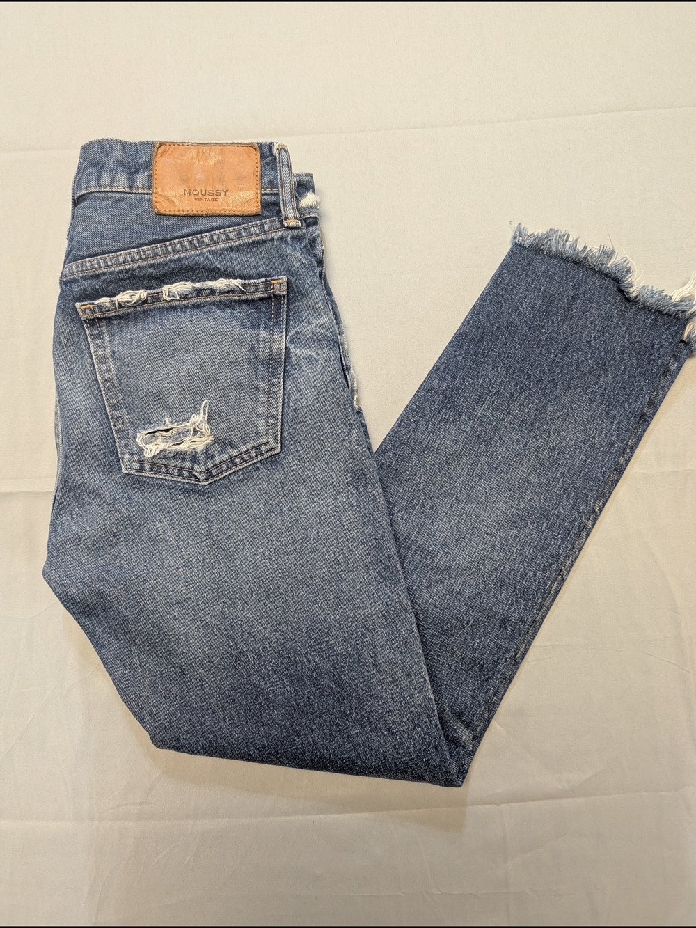 Moussy Vintage Keller Tapered Blue Distressed Low-Rise Jeans Women's Size 27